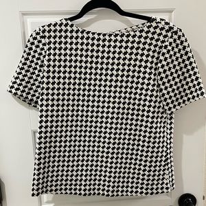 Houndstooth Short Sleeve Double Lined Top